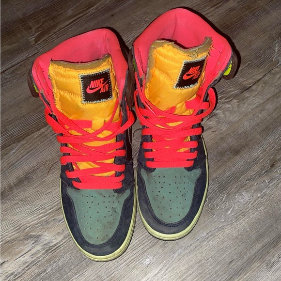 No box size 10 good condition need clean - Picture 1 of 5